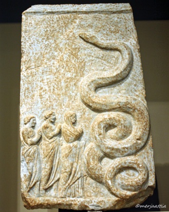 Tabla votiva Zeus Meilichios