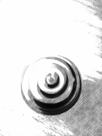 Peonza. Fotografía con retoque digital de Olmo Z. Septiembre 2019 Peonza. Fotografía con retoque digital de Olmo Z. Septiembre 2019
